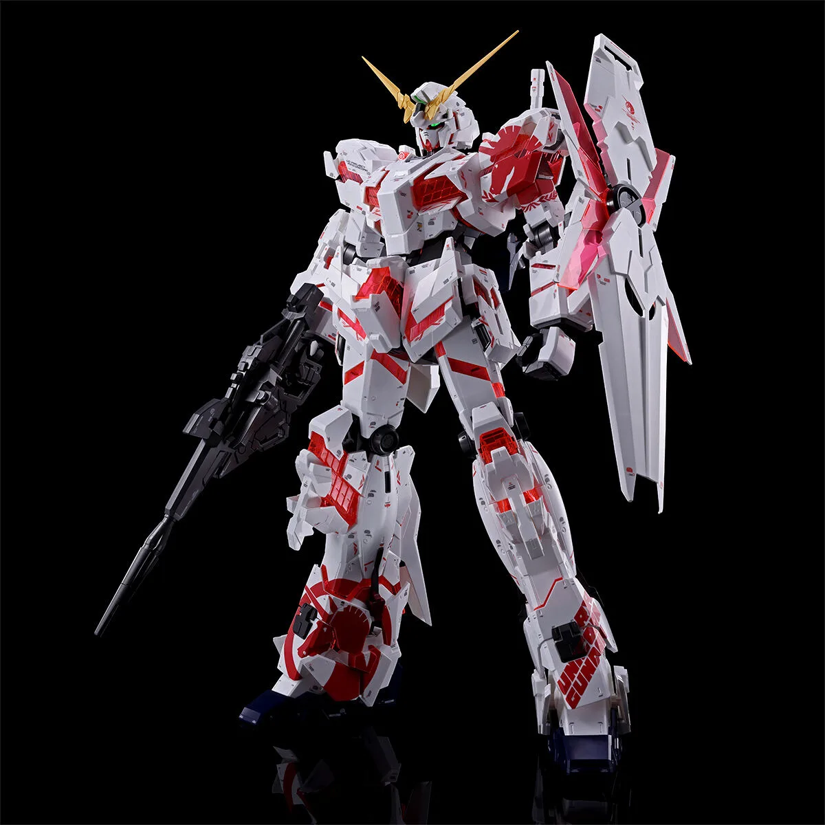 鋼彈基地限定「Mega Size 1/48 獨角獸鋼彈 Ver. TWC FINAL」登場!重現台場實物大立像細節與角木肇特別標識 細節特寫