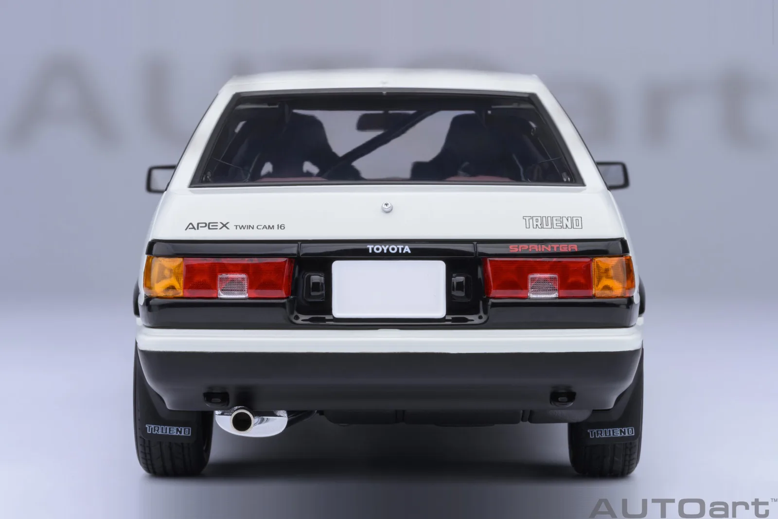 AUTOart 1/18《頭文字D》豐田 AE86 Project D 最終版 30週年紀念全開車模 細節特寫