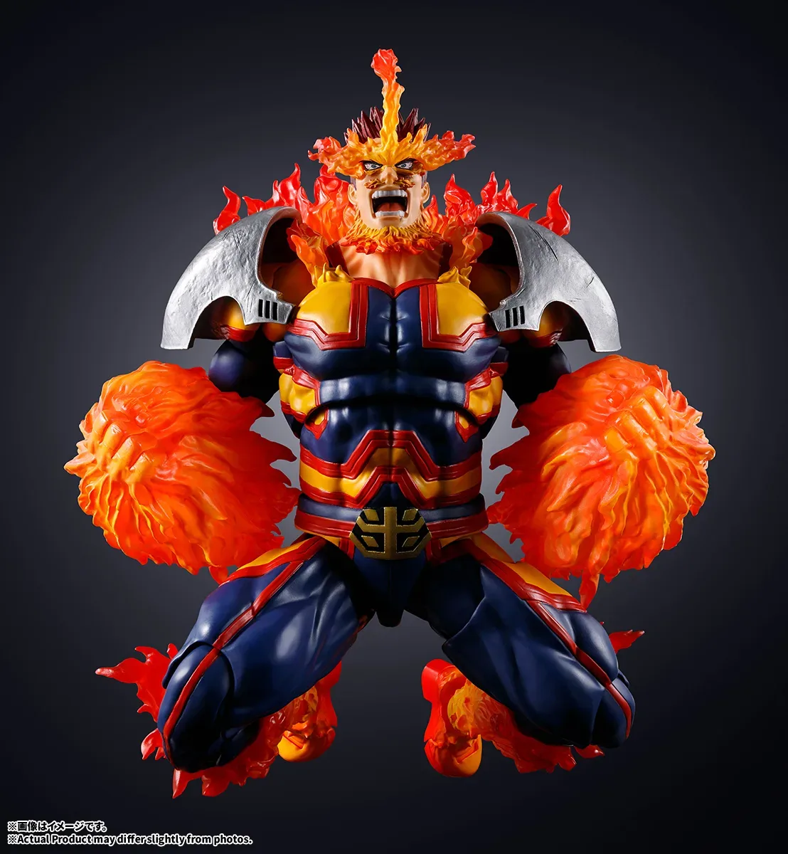 《我的英雄學院》No.1 英雄霸氣降臨!萬代 S.H.Figuarts「奮進人」可動公仔 魁梧體魄與燃燒特效震撼登場 細節特寫