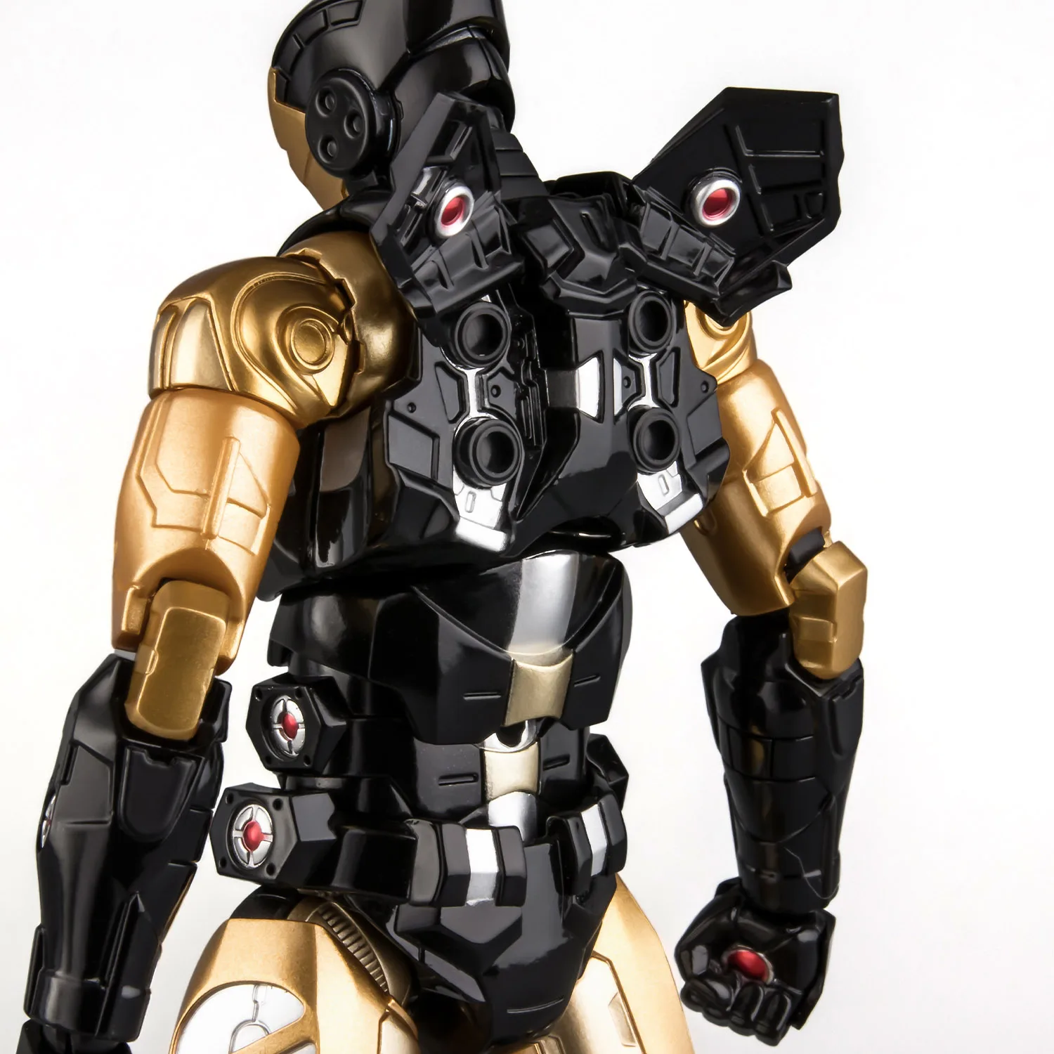 千值練 Fighting Armor 鋼鐵人 黑金限定版:尊爵奢華旗艦評測 展示照
