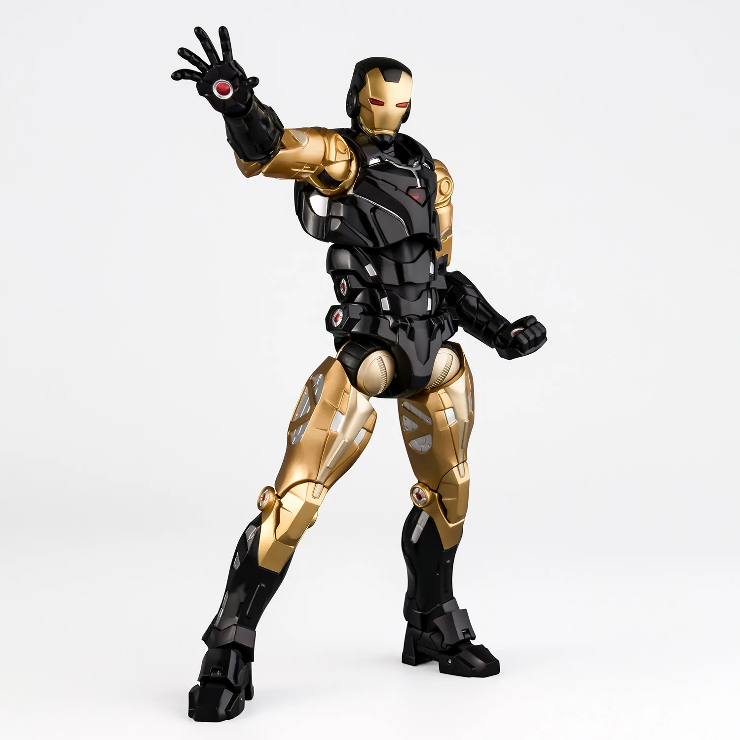千值練 Fighting Armor 鋼鐵人 黑金限定版:尊爵奢華旗艦評測 展示照