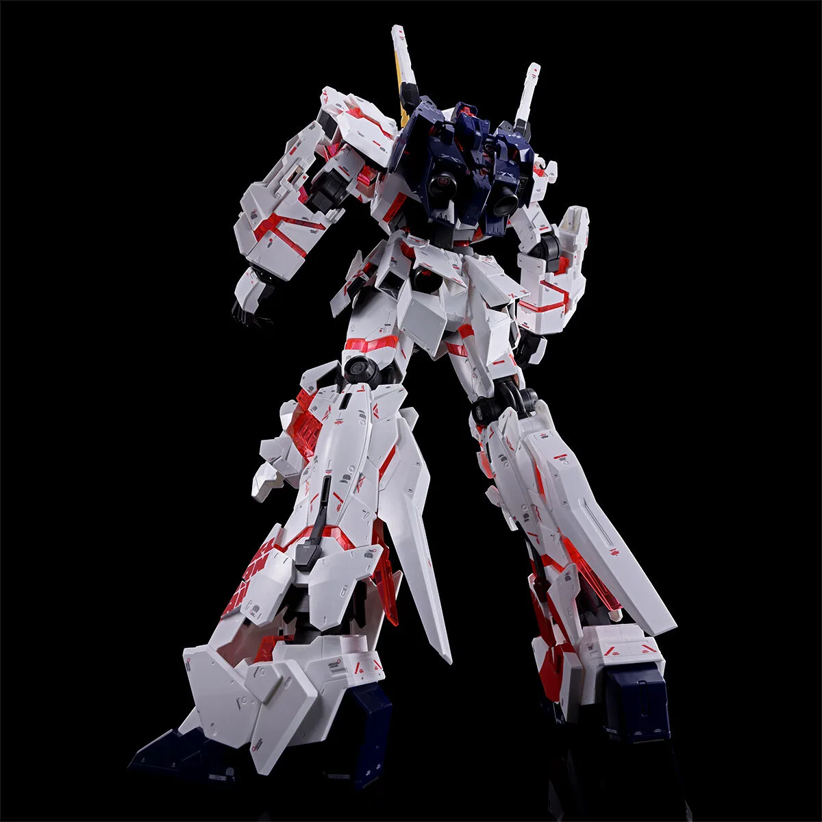鋼彈基地限定「Mega Size 1/48 獨角獸鋼彈 Ver. TWC FINAL」登場!重現台場實物大立像細節與角木肇特別標識 細節特寫