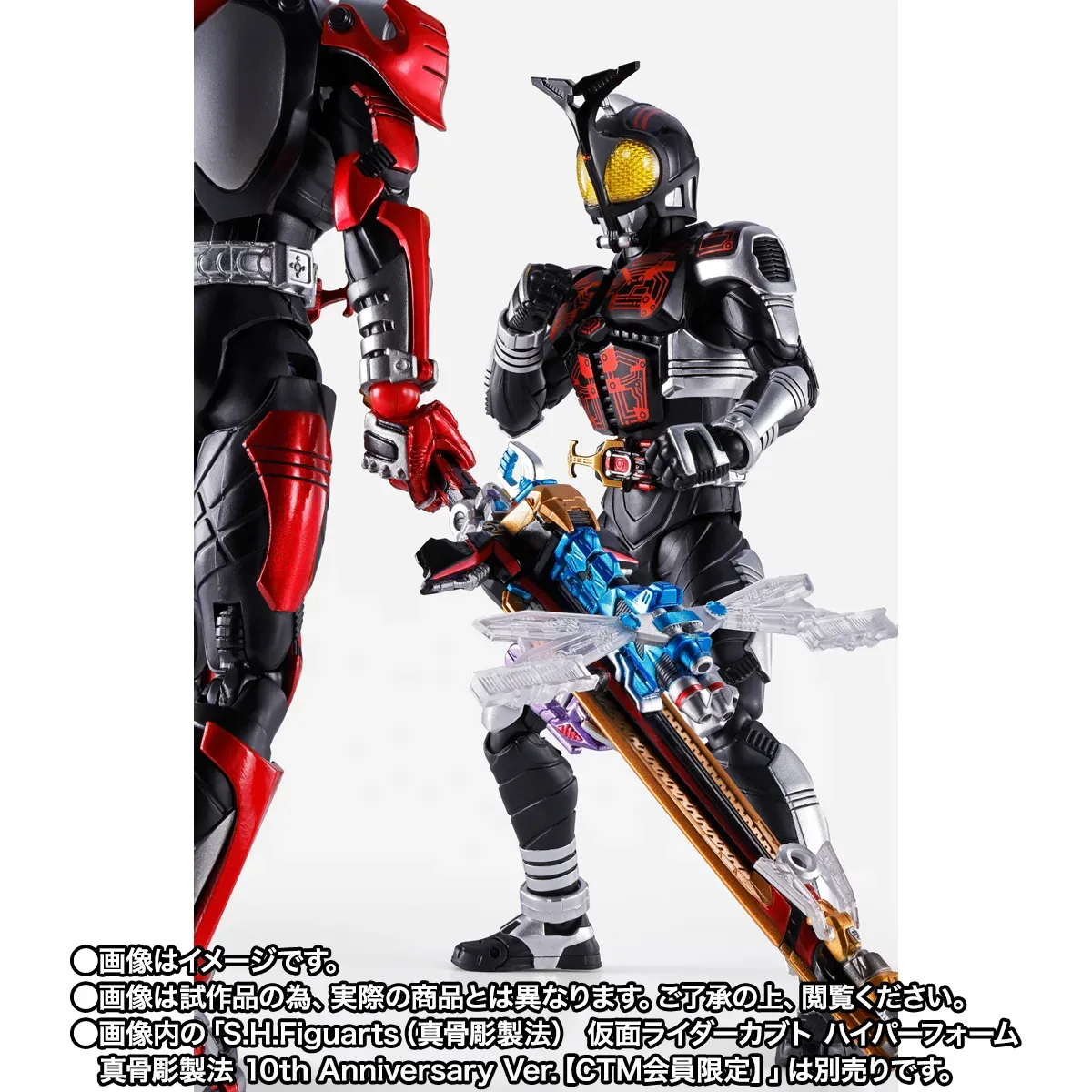 真骨彫製法《假面騎士Kabuto》Dark Kabuto 20th紀念版回歸!集光頭部與球關升級配備全公開 細節特寫