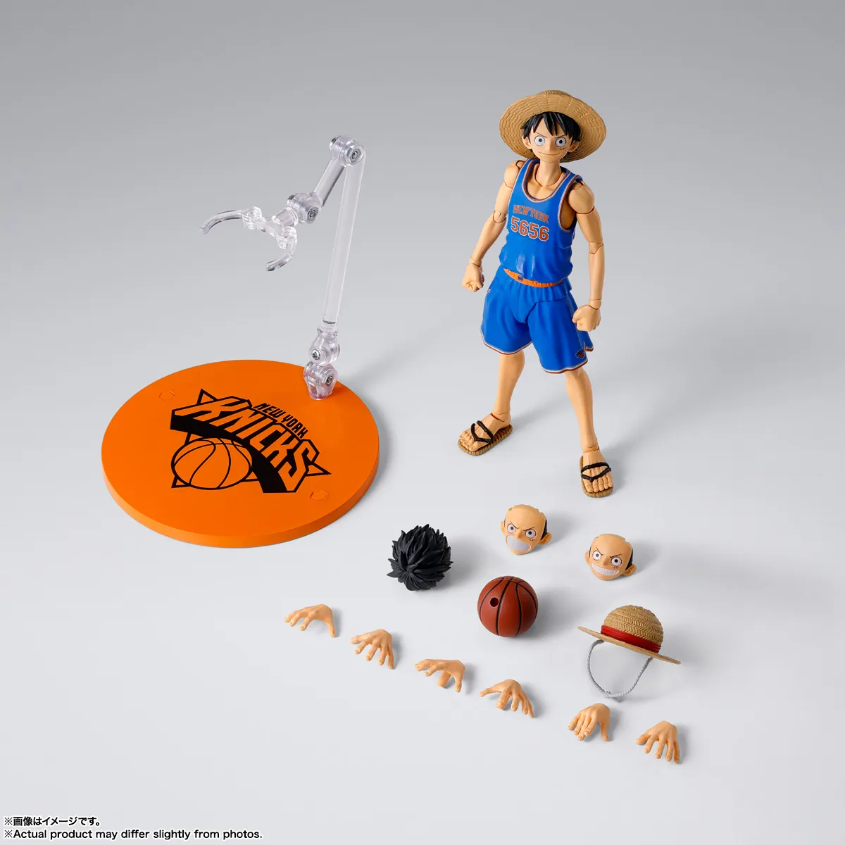 紐約尼克隊球衣魯夫開打！S.H.Figuarts《航海王》跨界聯名可動公仔 2026年10月24日正式發售 細節特寫