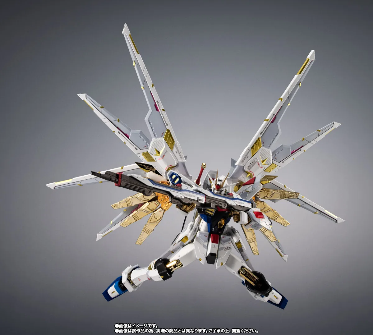 BANDAI SPIRITS《機動戰士鋼彈SEED FREEDOM》超合金 全能攻擊自由鋼彈 合金完成品:旗艦工藝完全評測 細節特寫