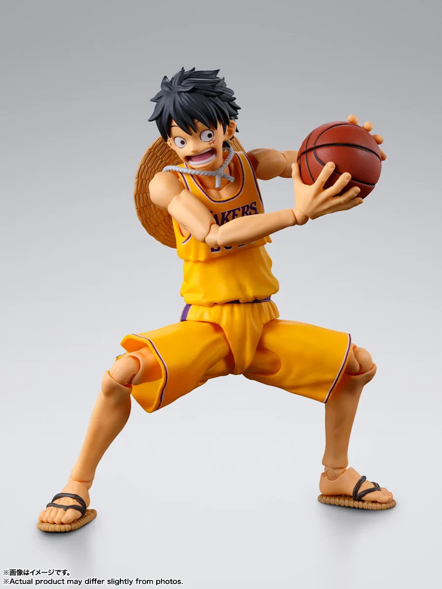 S.H.Figuarts《航海王》× NBA 聯名「蒙其・D・魯夫 湖人隊版」可動公仔正式發售！紫金戰袍熱血登場 細節特寫