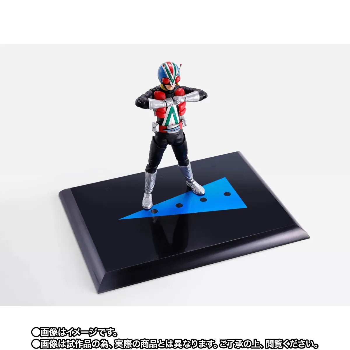 重現假面騎士4號英姿！S.H.Figuarts 真骨彫製法《假面騎士V3》騎士人 榮光之昭和騎士版 登場 細節特寫